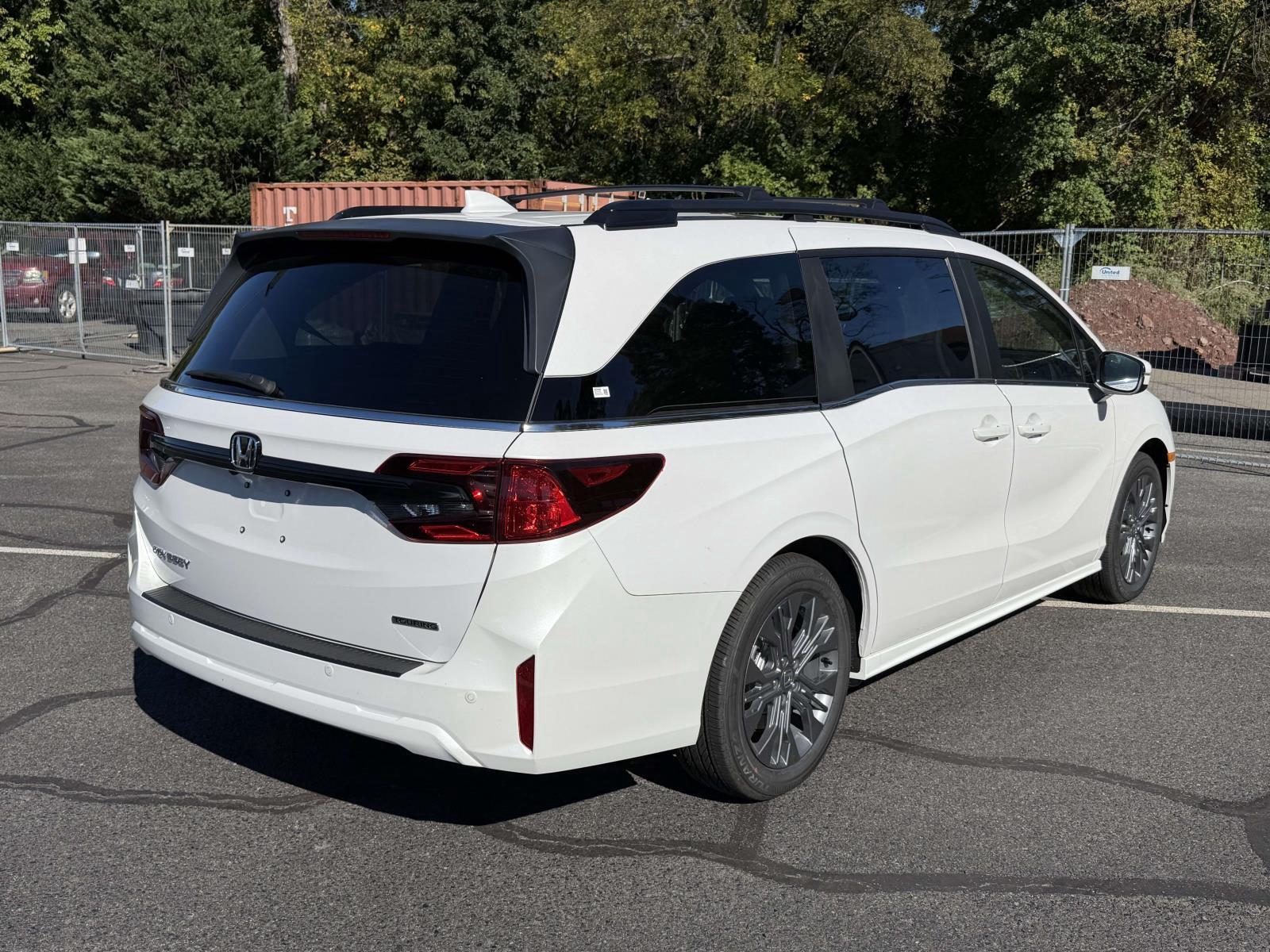 New 2027 Honda Odyssey Van
