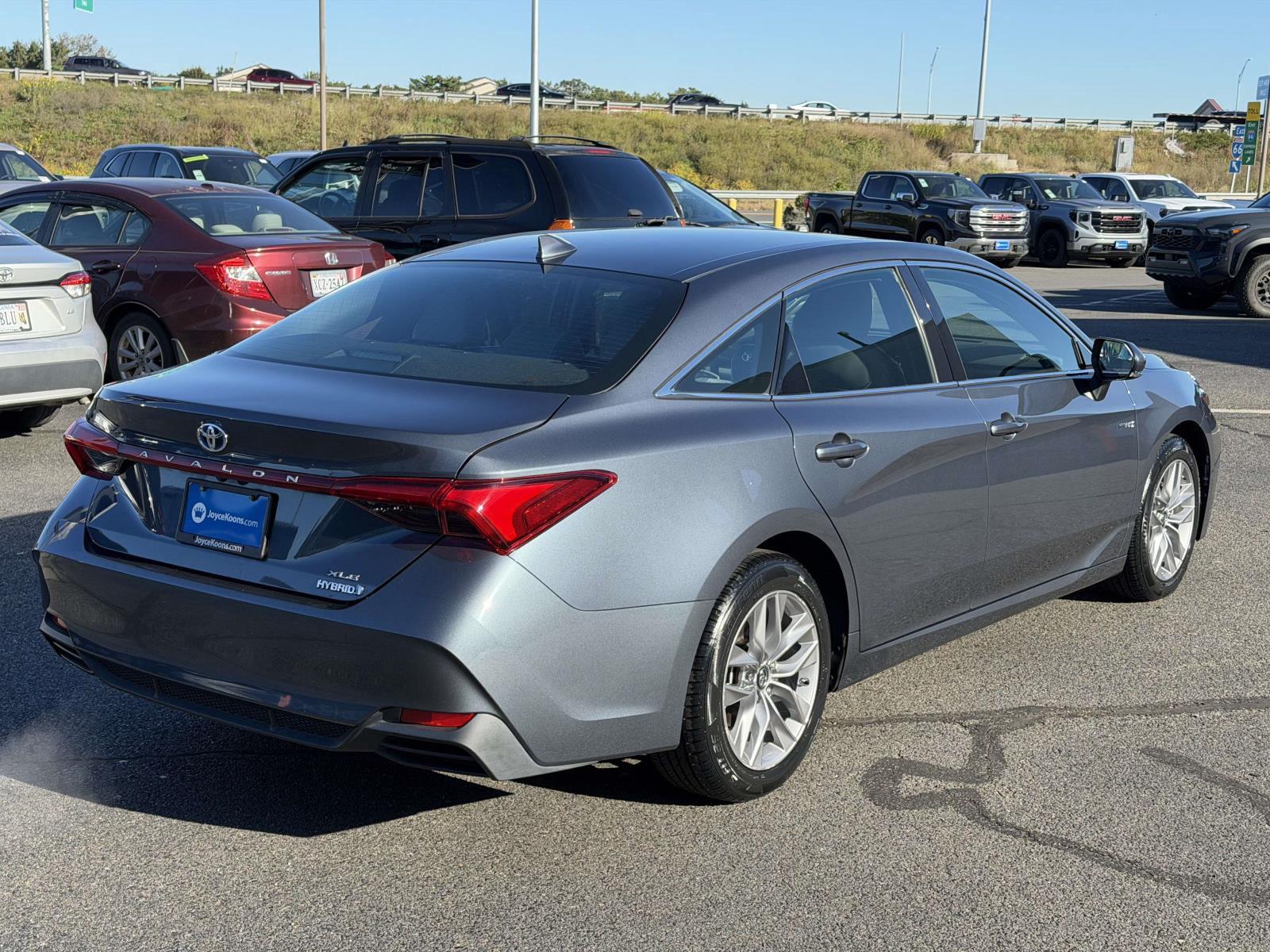 Used 2019 Toyota Avalon Hybrid Sedan