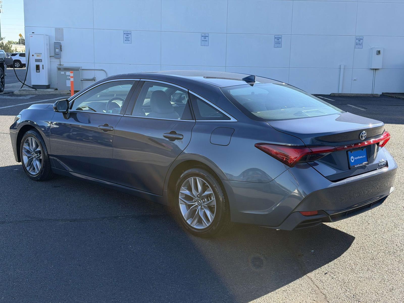 Used 2019 Toyota Avalon Hybrid Sedan