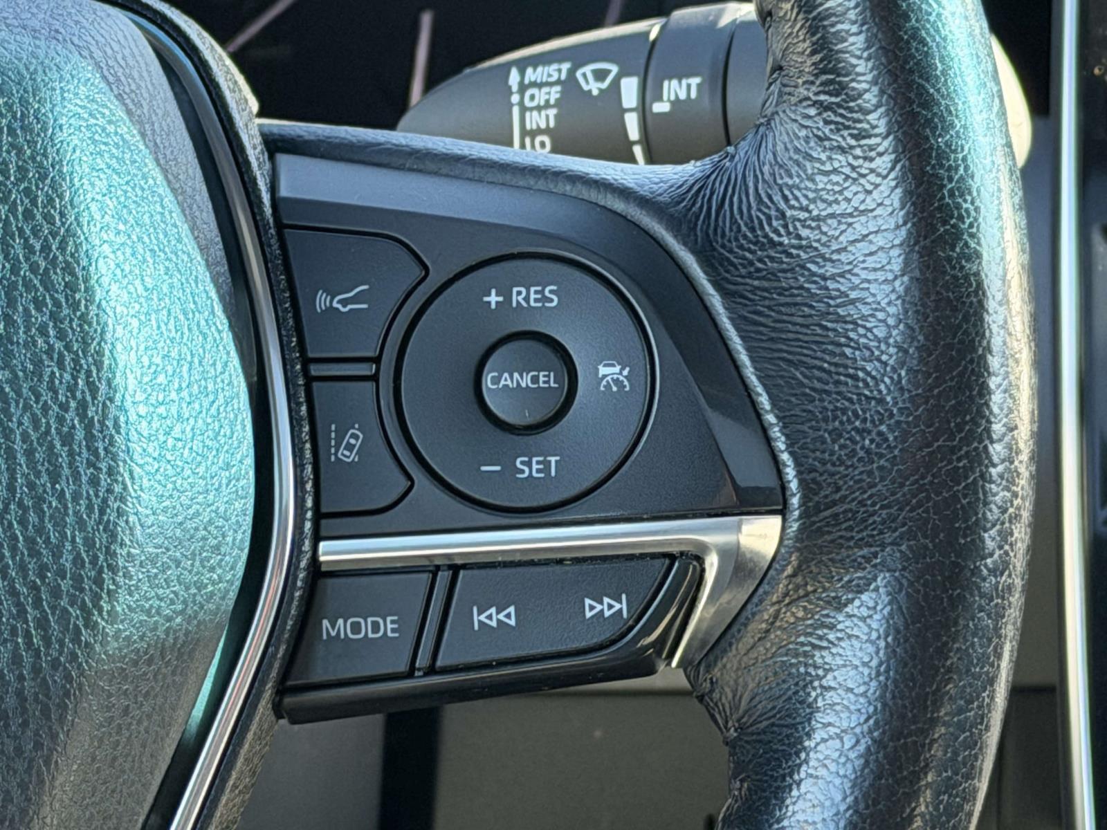 Used 2019 Toyota Avalon Hybrid Sedan