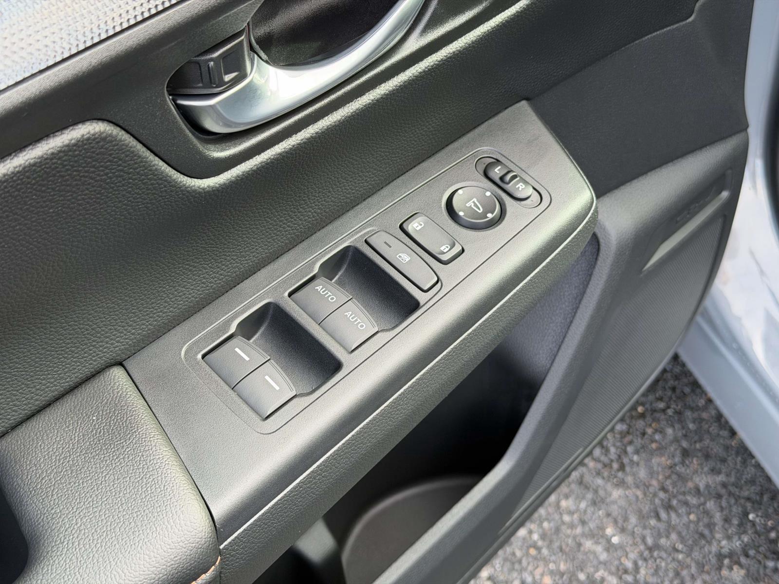 Used 2026 Honda CR-V Hybrid SUV