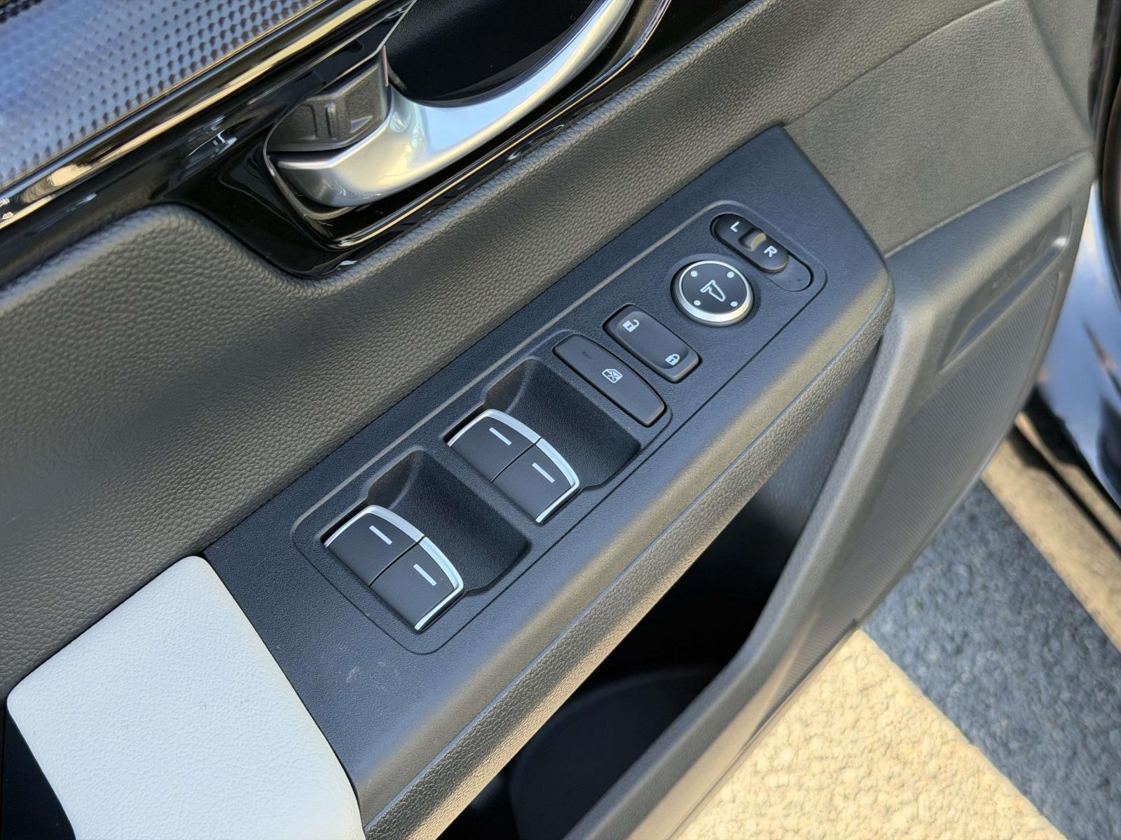 Used 2025 Honda CR-V SUV