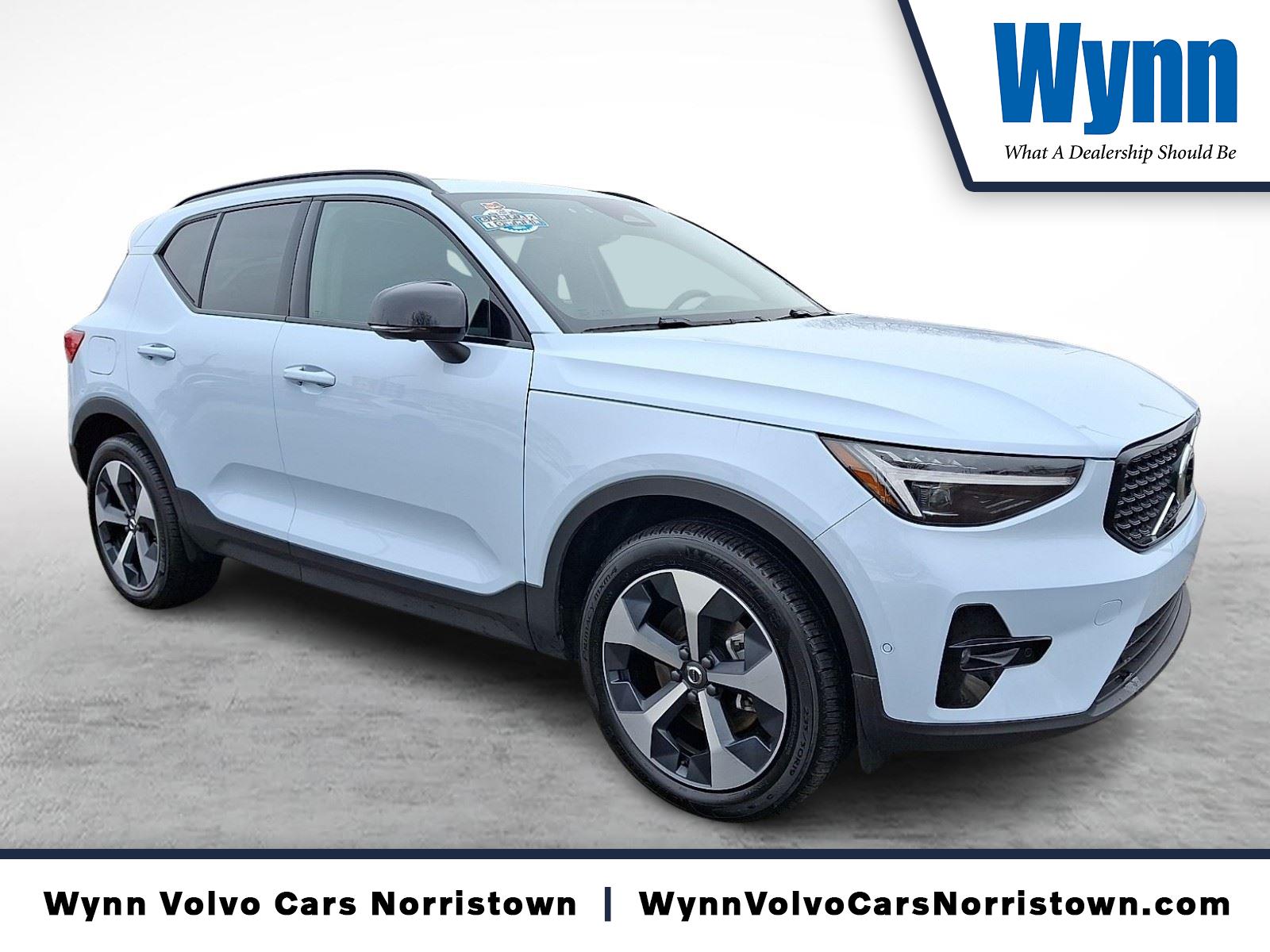 2026 Volvo XC40 B5 Plus AWD