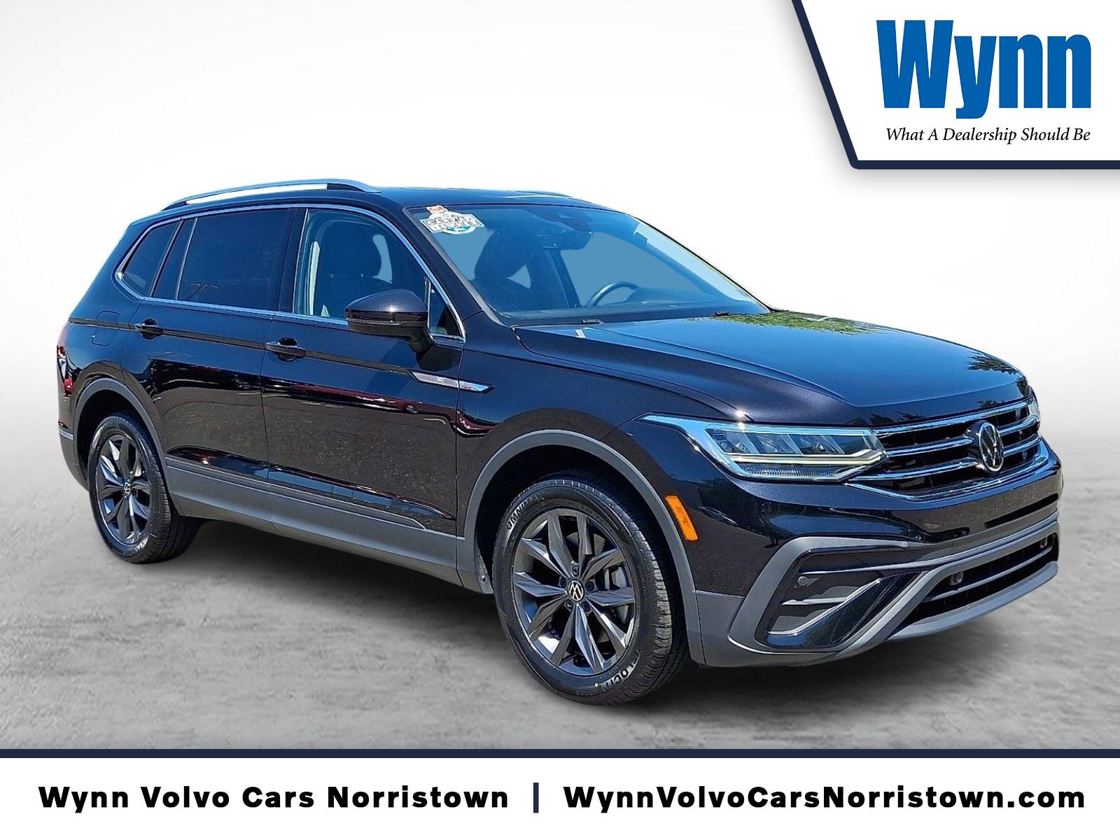 Deep Black Pearl 2023 Volkswagen Tiguan SE 4Motion SUV / Crossover All-Wheel Drive Automatic
