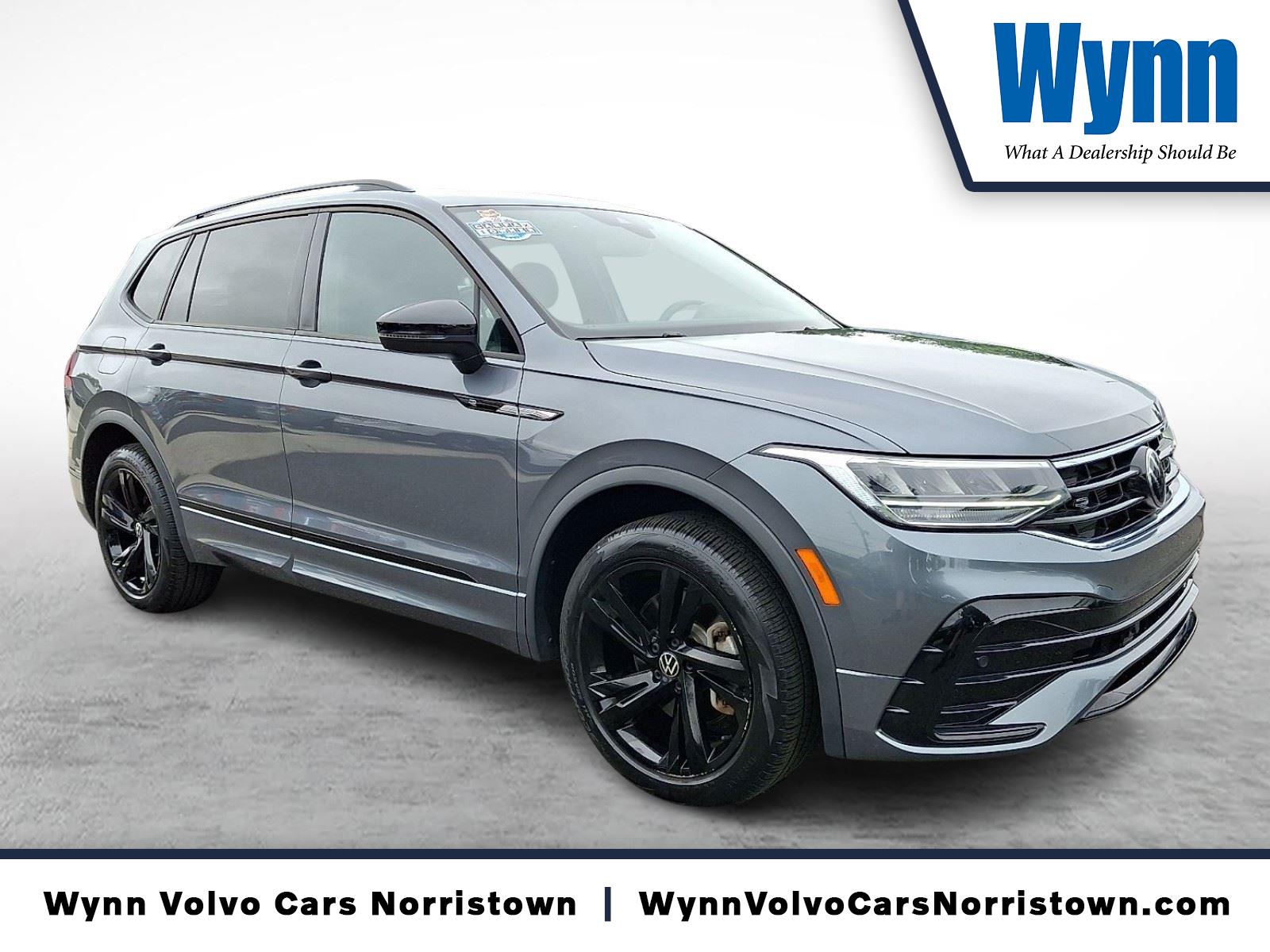 Platinum Gray Metallic 2023 Volkswagen Tiguan SUV / Crossover Front-Wheel Drive Automatic
