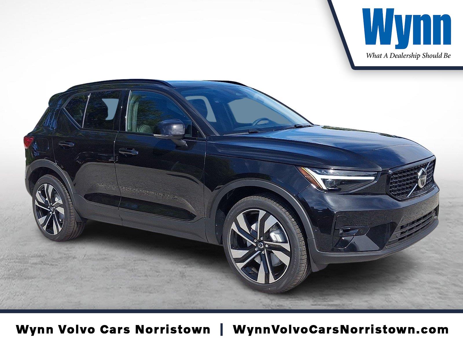 Onyx Black 2026 Volvo XC40 SUV / Crossover All-Wheel Drive Automatic