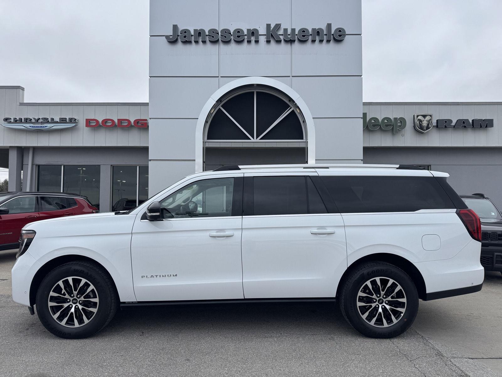 Oxford White 2025 Ford Expedition MAX Platinum 4WD SUV / Crossover Four-Wheel Drive Automatic