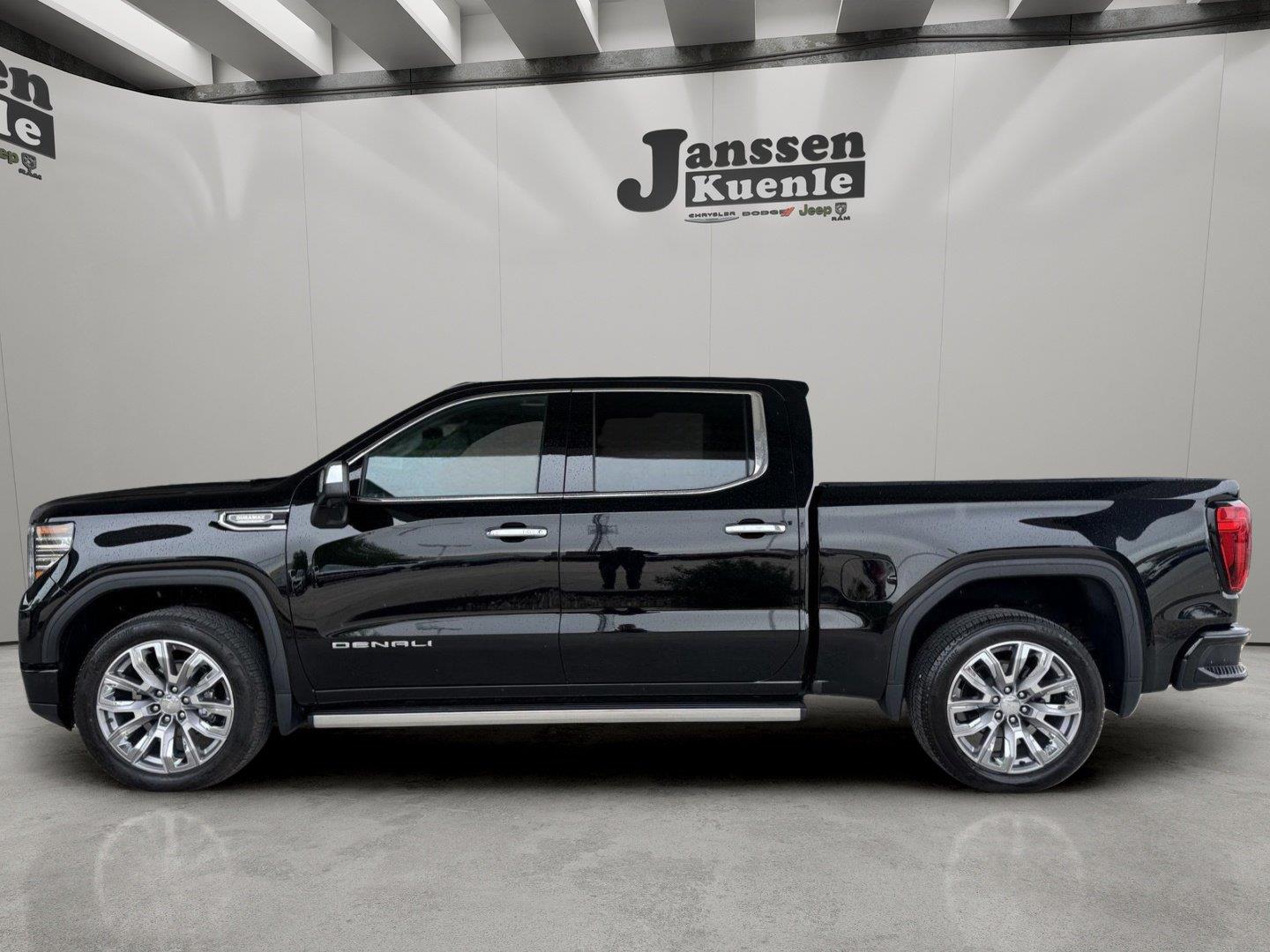 Onyx Black 2024 GMC Sierra 1500 Pickup Truck Four-Wheel Drive Automatic