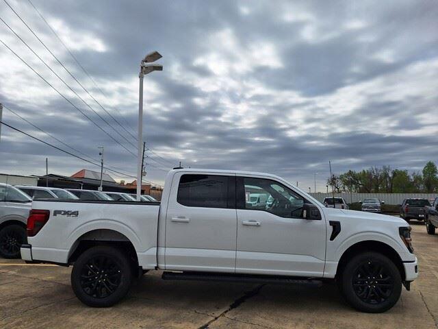 New 2026 Oxford White Ford XLT image 6