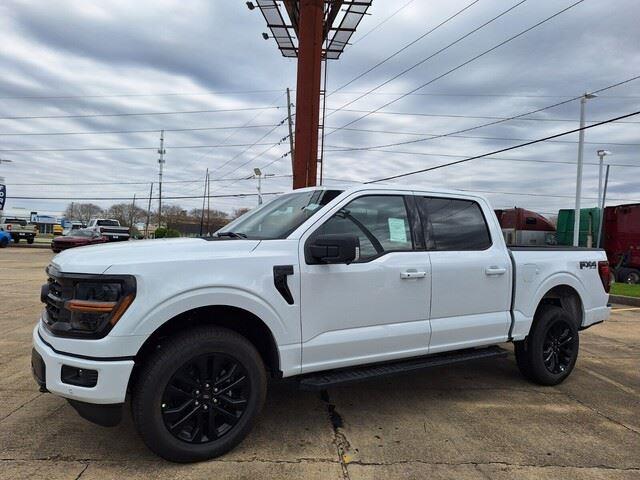 New 2026 Oxford White Ford XLT image 9