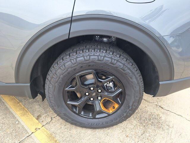 New 2026 Carbonized Gray Metallic Ford Tremor image 31