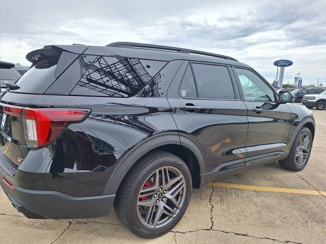 New 2026 Agate Black Metallic Ford ST image 4