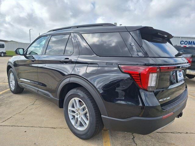 New 2026 Agate Black Metallic Ford Active w/200A Pkg image 3
