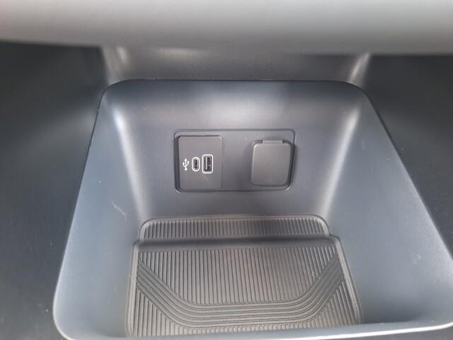 New 2026 Agate Black Metallic Ford Active w/200A Pkg image 19