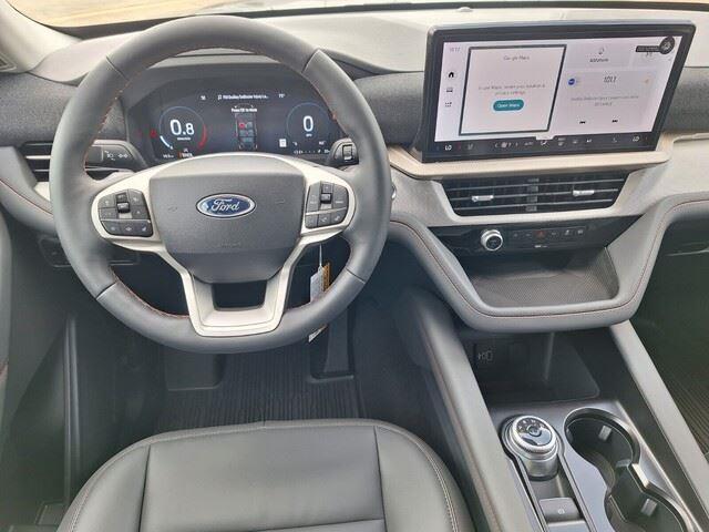 New 2026 Agate Black Metallic Ford Active w/200A Pkg image 24
