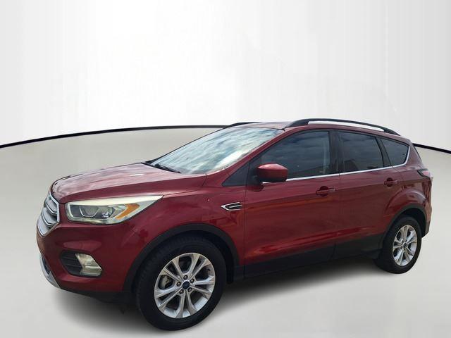 Ruby Red Metallic Tinted Clearcoat 2017 Ford Escape SE FWD SUV / Crossover Front-Wheel Drive 6-Speed Automatic