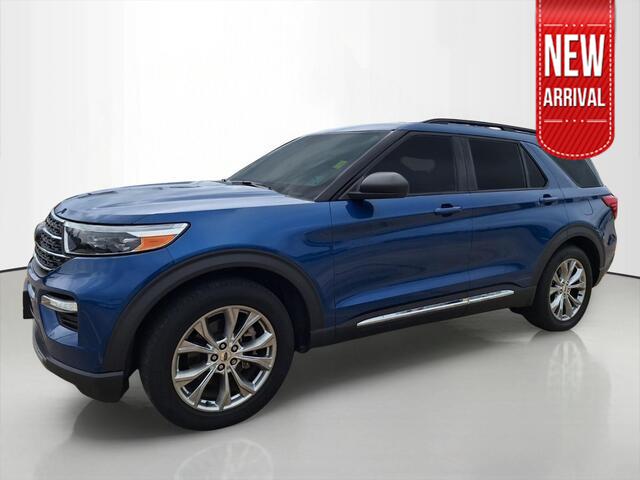 Atlas Blue Metallic 2020 Ford Explorer XLT RWD SUV / Crossover Rear-Wheel Drive Automatic