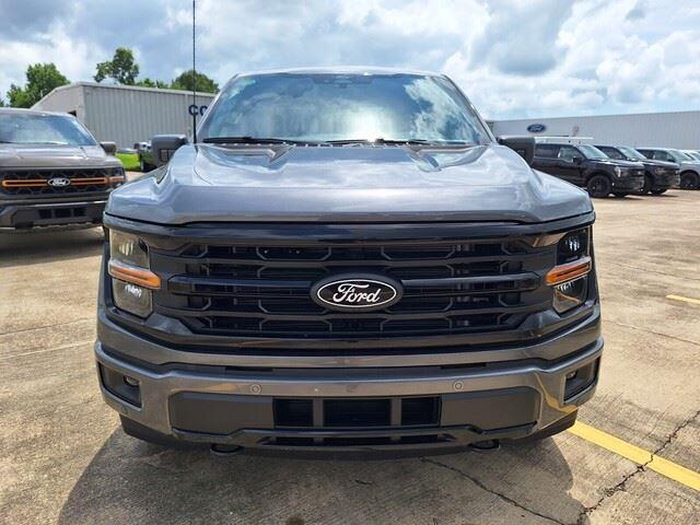 New 2026 Carbonized Gray Metallic Ford XLT image 8