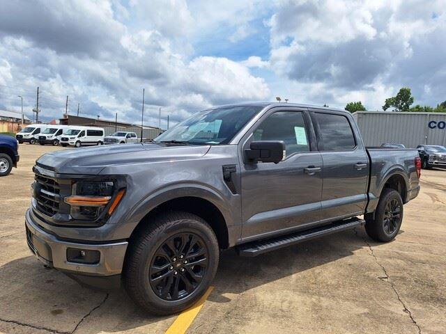 New 2026 Carbonized Gray Metallic Ford XLT image 9
