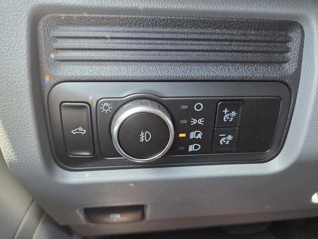 New 2026 Oxford White Ford XLT image 14