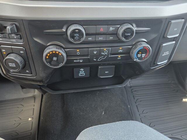 New 2026 Oxford White Ford XLT image 19