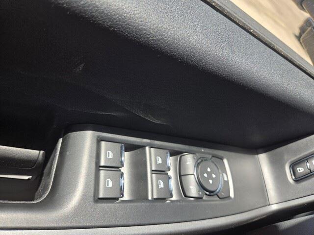 New 2026 Oxford White Ford XLT image 22