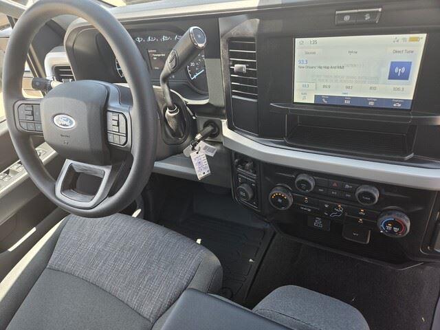 New 2026 Oxford White Ford XLT image 34