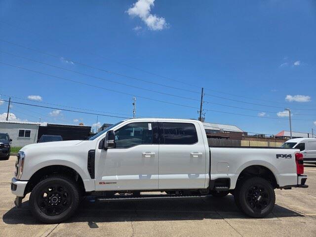 New 2026 Star White Metallic Tri-Coat Ford LARIAT image 2