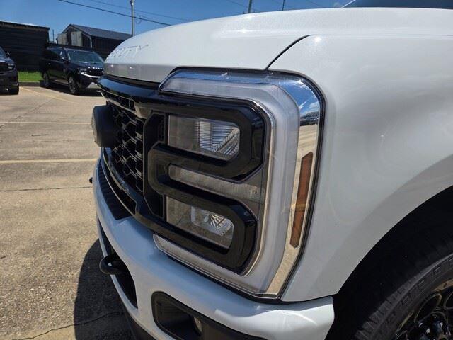 New 2026 Star White Metallic Tri-Coat Ford LARIAT image 10