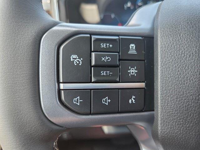 New 2026 Star White Metallic Tri-Coat Ford LARIAT image 15