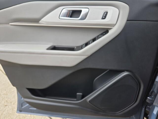 New 2026 Vapor Blue Metallic Ford Active w/200A Pkg image 24