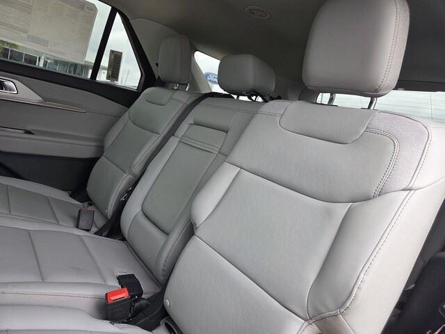 New 2026 Vapor Blue Metallic Ford Active w/200A Pkg image 27