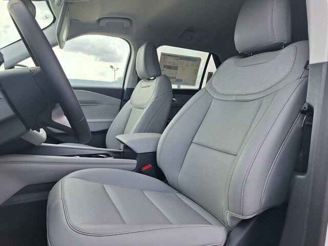 New 2026 Star White Metallic Tri-Coat Ford Active w/200A Pkg image 18