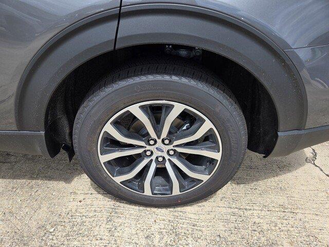 New 2026 Carbonized Gray Metallic Ford ST-Line image 27