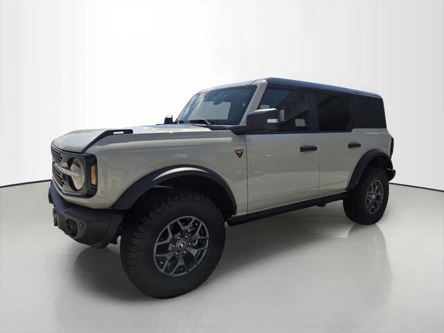 DESERT SAND 2025 Ford Bronco SUV / Crossover Four-Wheel Drive 7-Speed Automatic