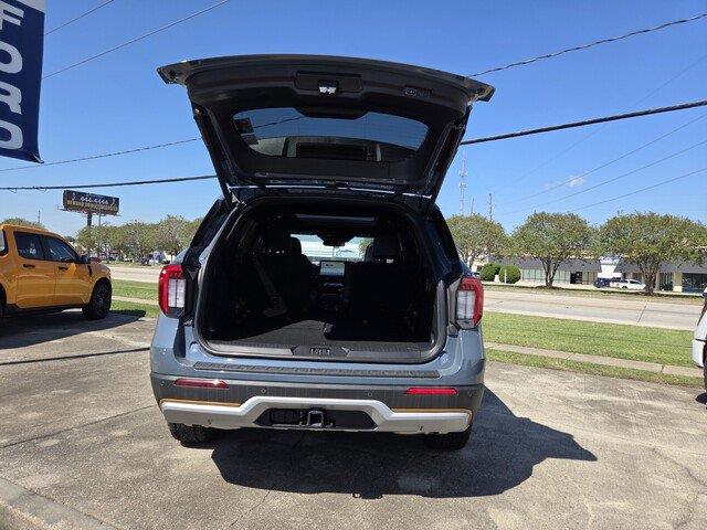 New 2026 Vapor Blue Metallic Ford Tremor image 31