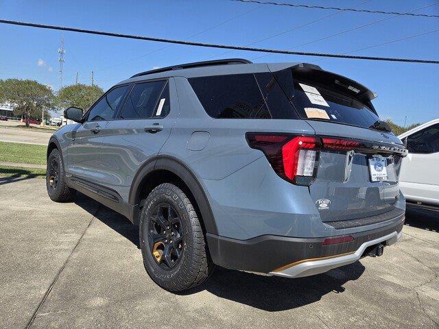 New 2026 Vapor Blue Metallic Ford Tremor image 3