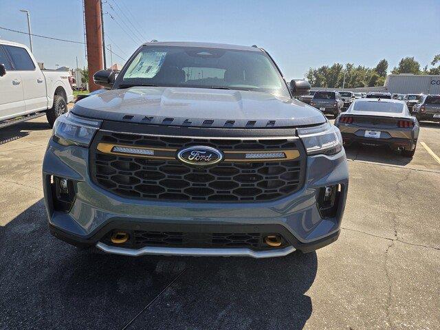 New 2026 Vapor Blue Metallic Ford Tremor image 8