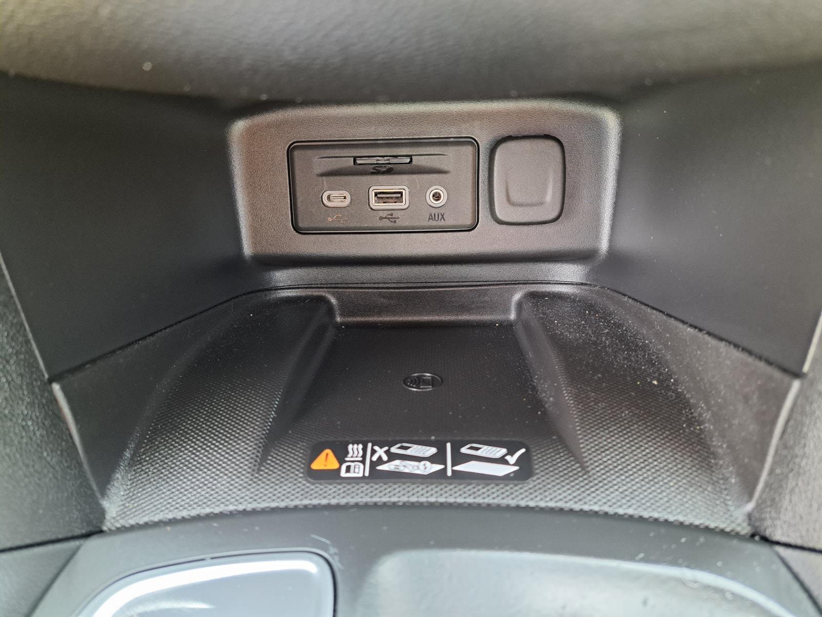 2021 Chevrolet Equinox Premier SUV Front Wheel Drive 13