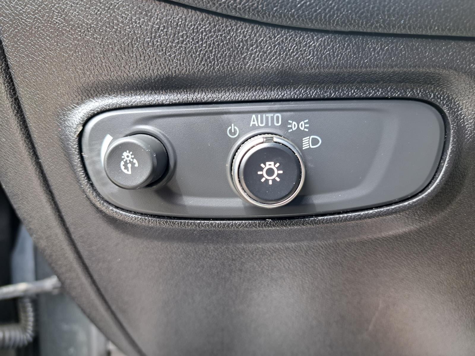 2019 Chevrolet Equinox LT SUV Front Wheel Drive thumbnail 45
