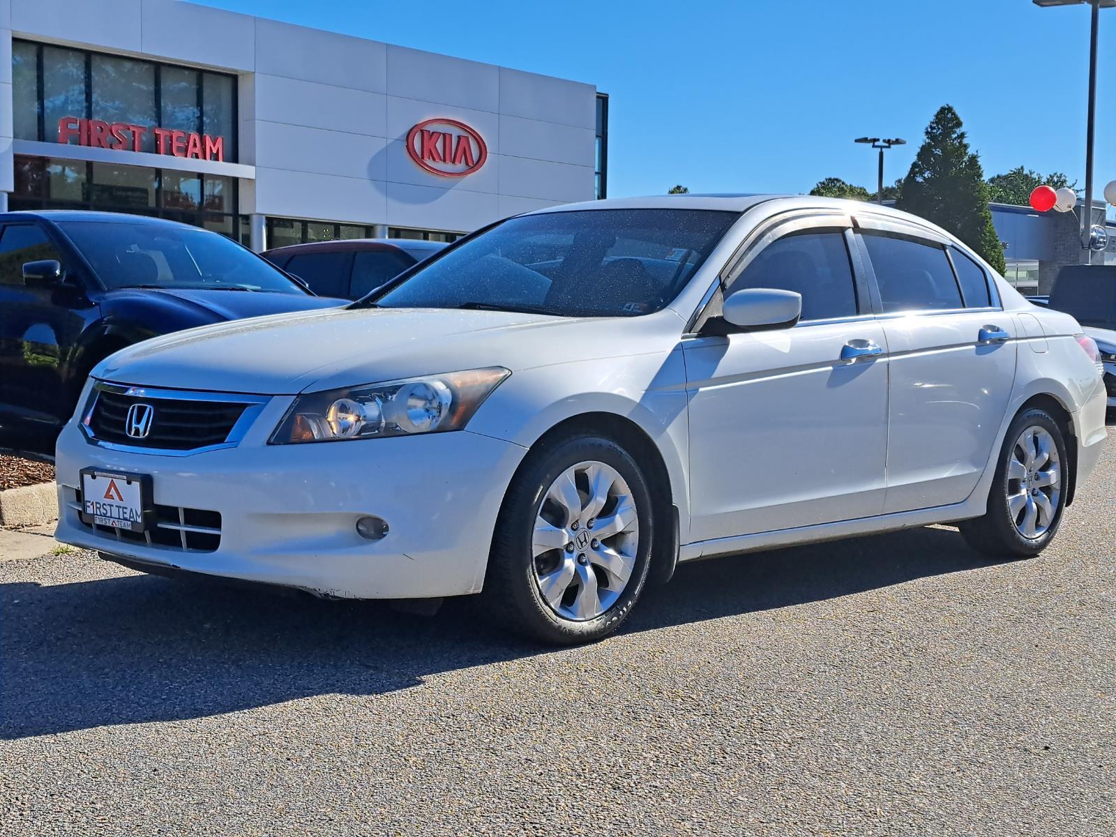 2010 HONDA ACCORD EX-L Sedan 4 Dr. Front Wheel Drive