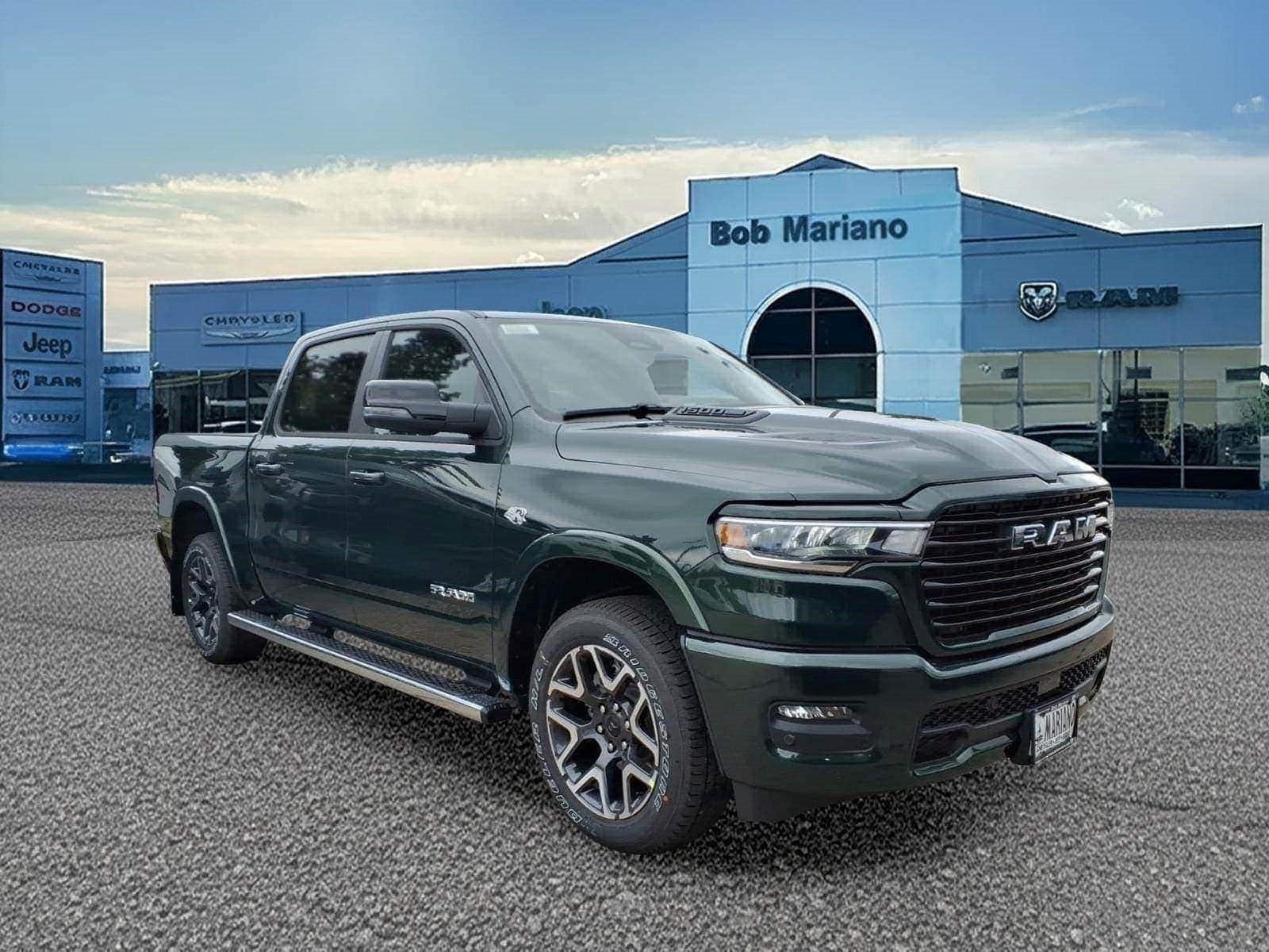 Bright White Clearcoat 2027 RAM 1500 Pickup Truck Four-Wheel Drive 8-Speed Automatic