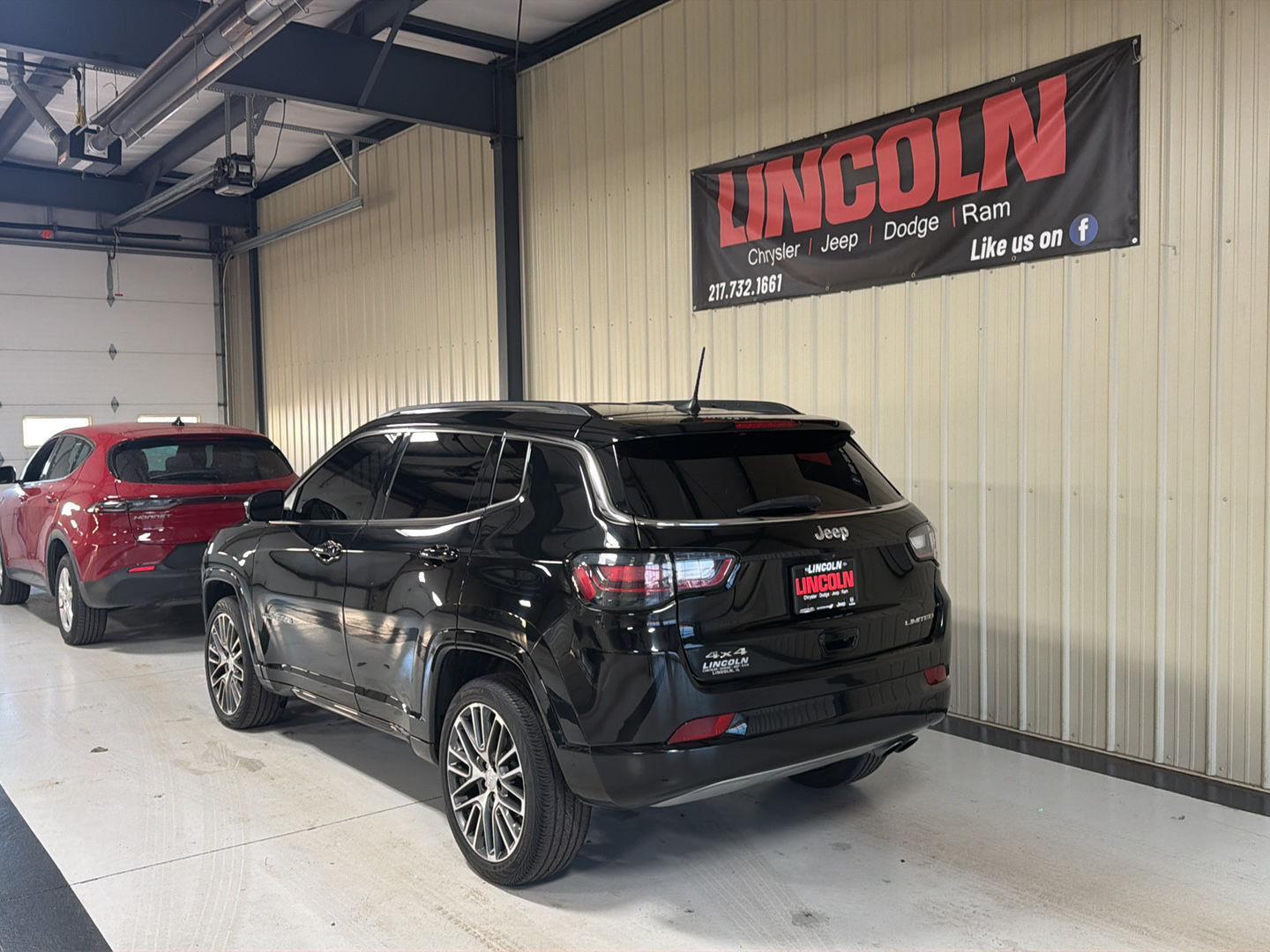 View vehicle photo 3