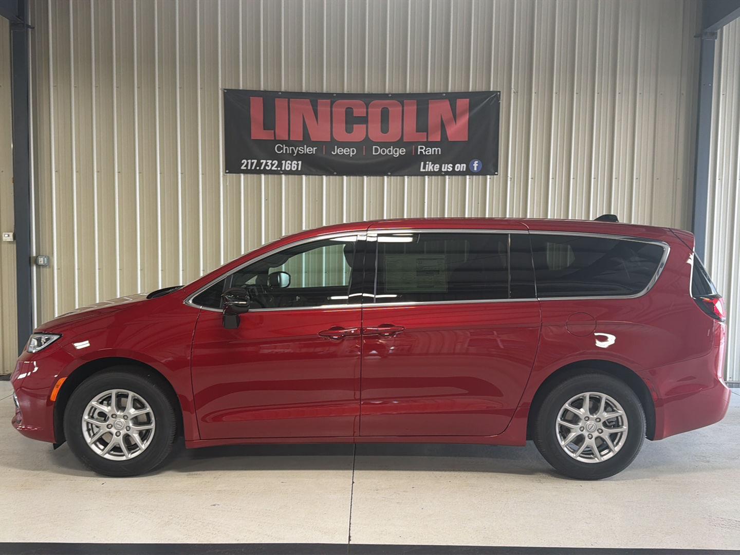 View vehicle photo 2