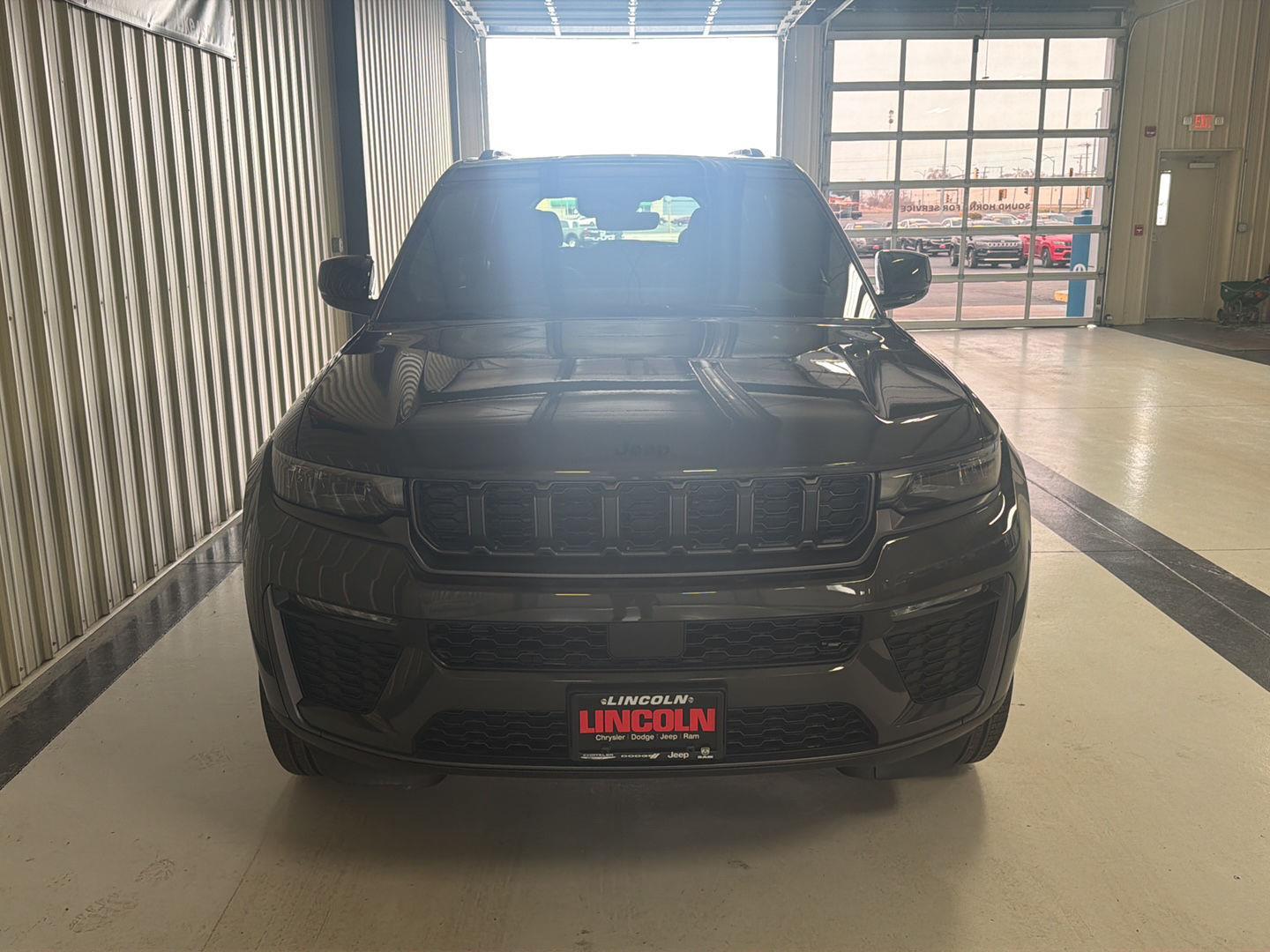 View vehicle photo 7