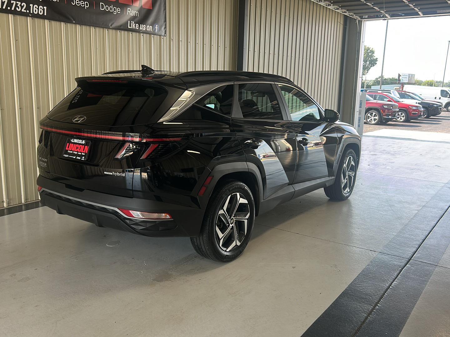 View vehicle photo 6