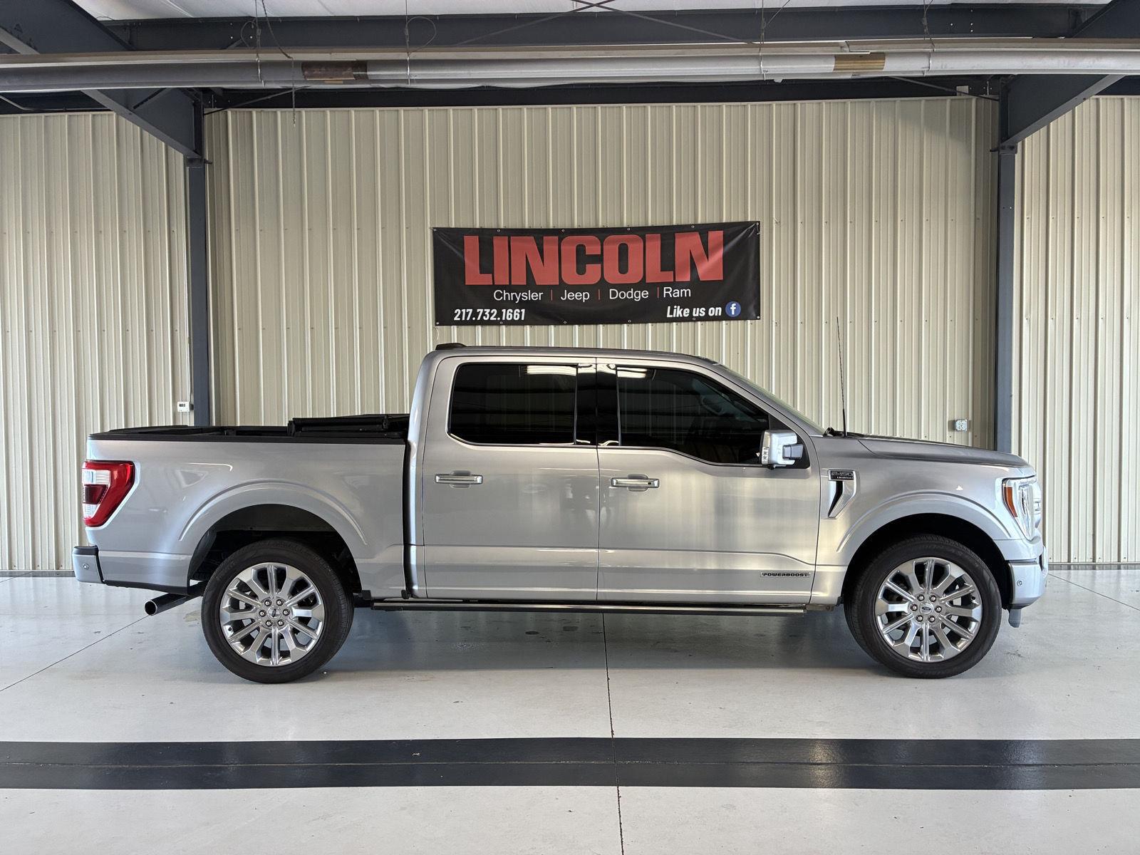 View vehicle photo 5