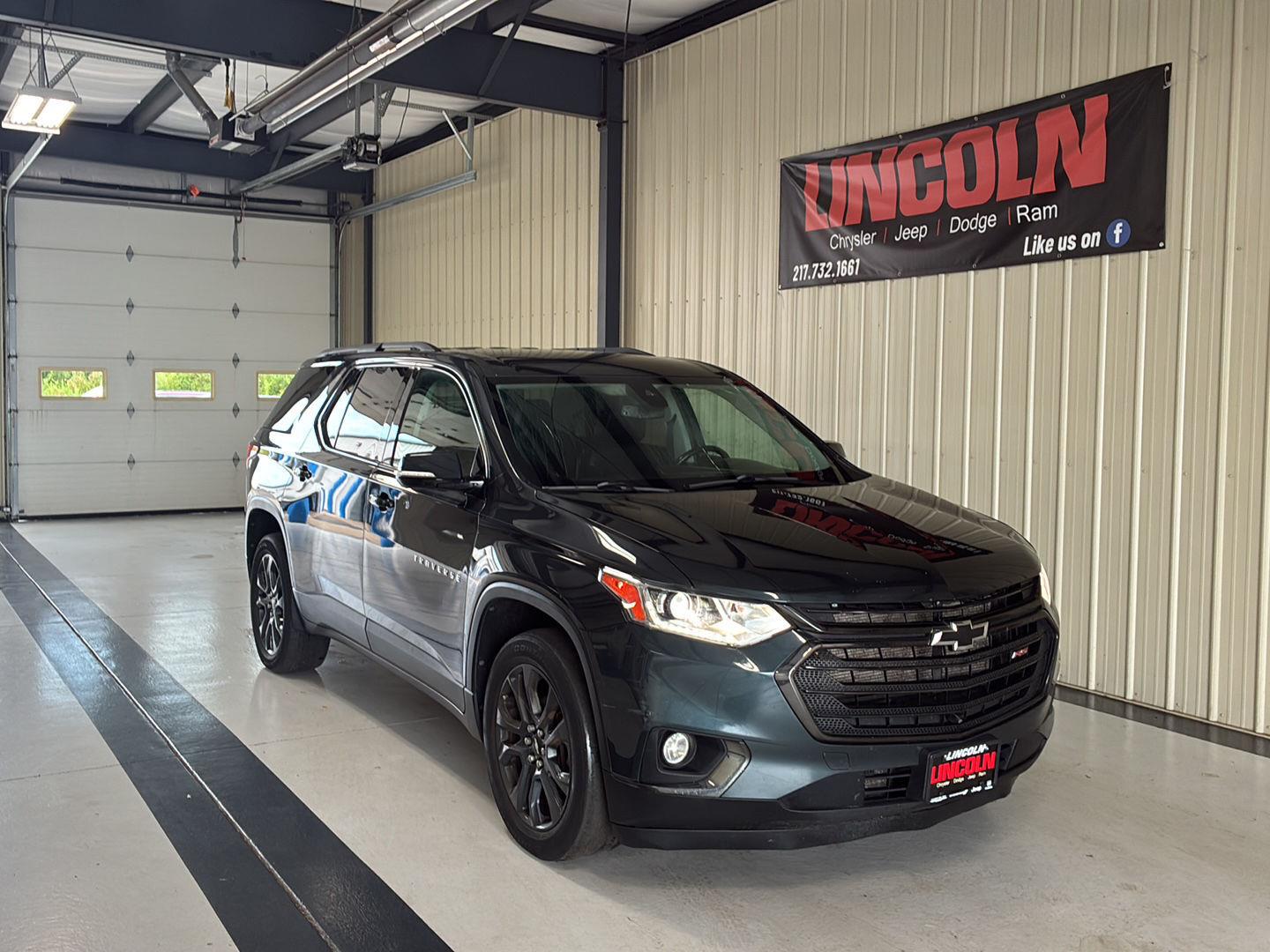 View vehicle photo 6