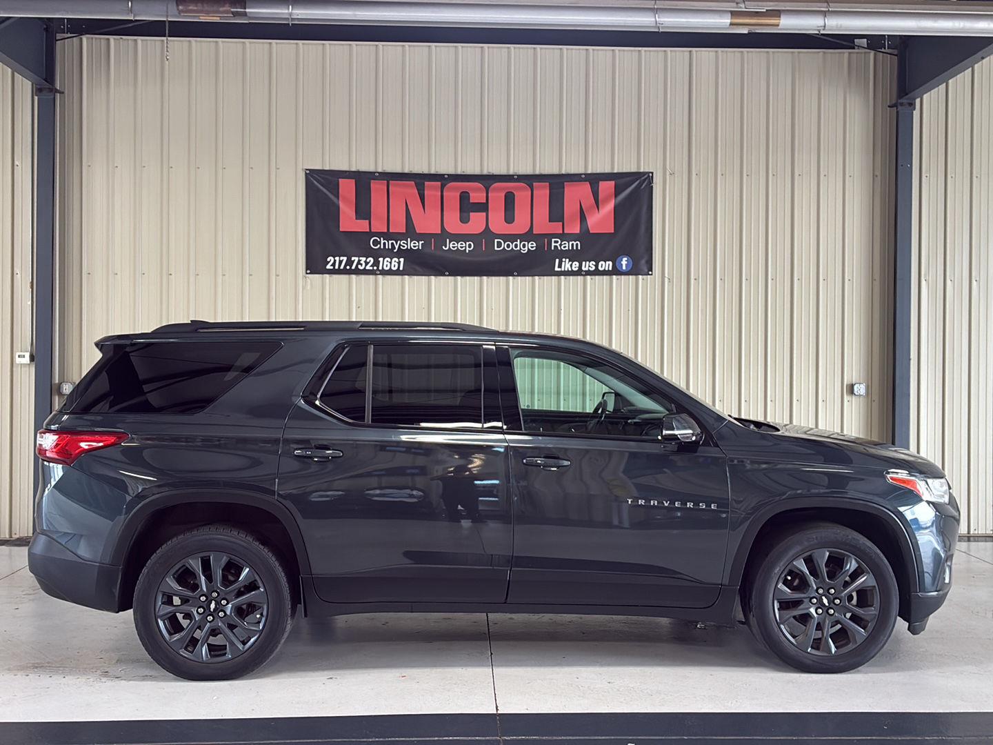 View vehicle photo 5