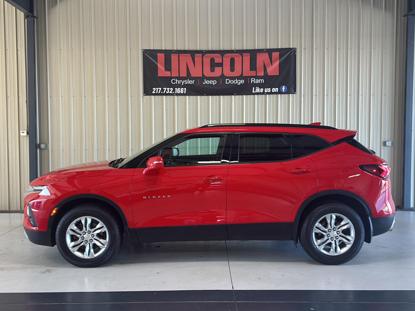 View vehicle photo 2